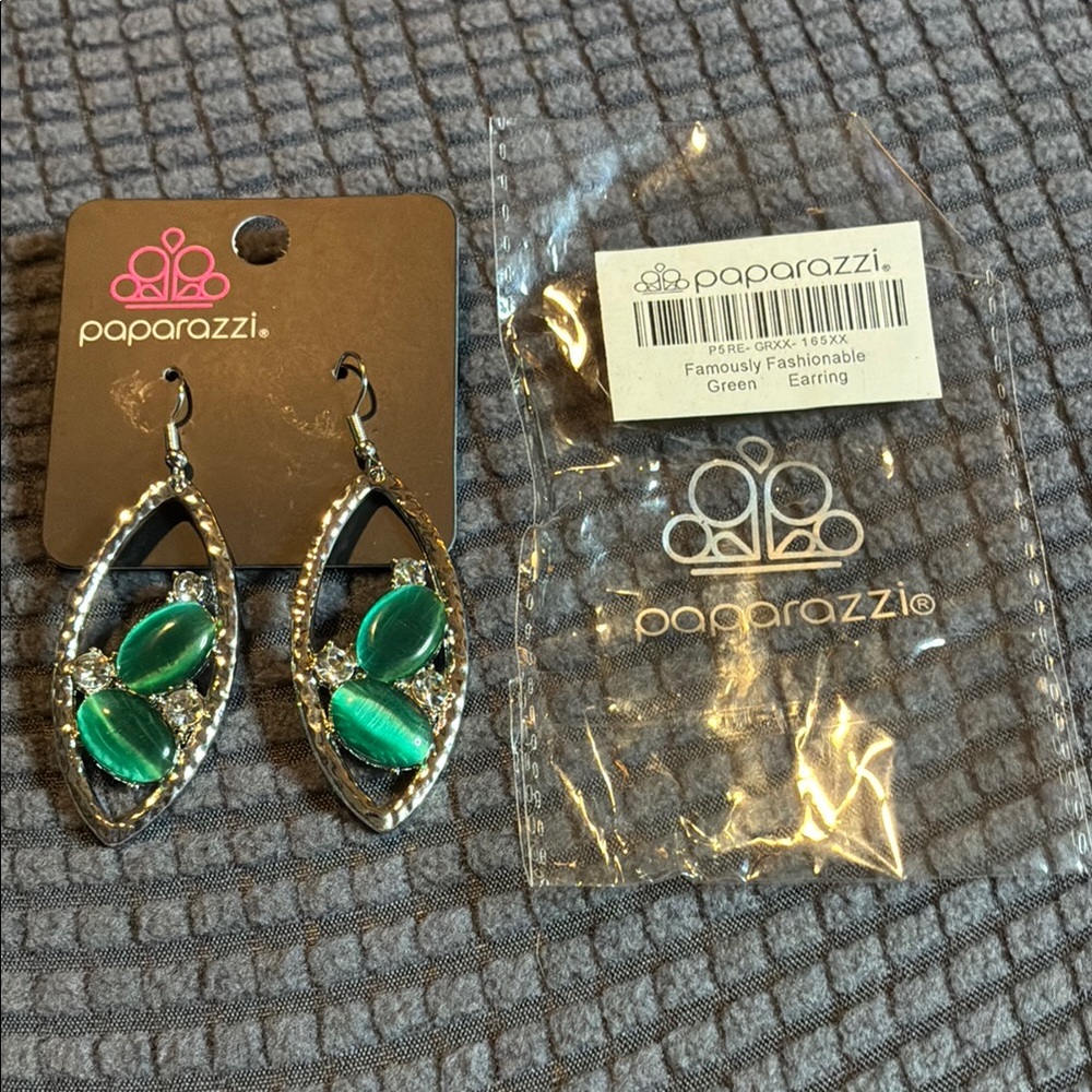 Paparazzi Green and Silver Dangle Earrings- NWT’s
